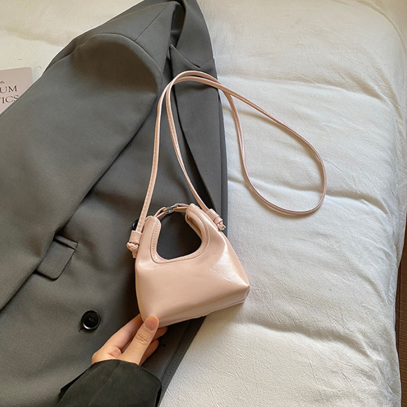 Cloud Curve Women’s Crossbody Bag