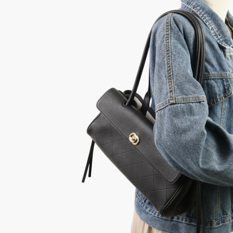 Prestige Rose Clasp Shoulder Bag