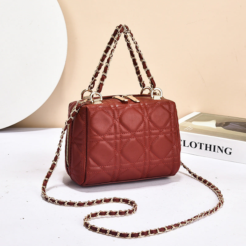 Velora Quilted Chain Stylish Shoulder Bag