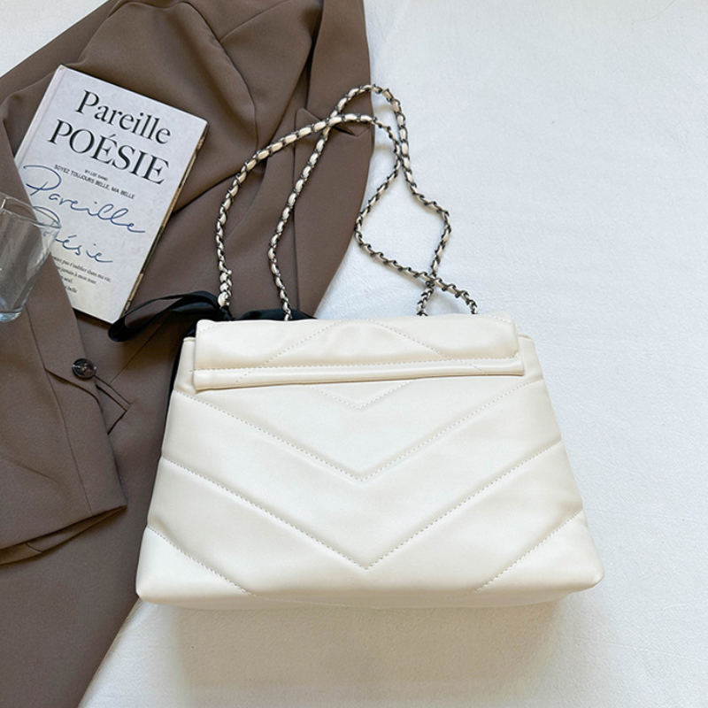 Urban Muse Simple Style Shoulder Bag