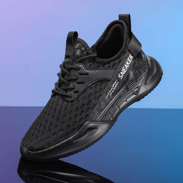 Men’s Air Lift Mesh Height-Boost Runner Shoes