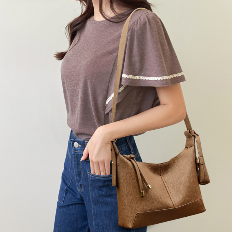 Large Capacity Fashion Underarm Shoulder Bag