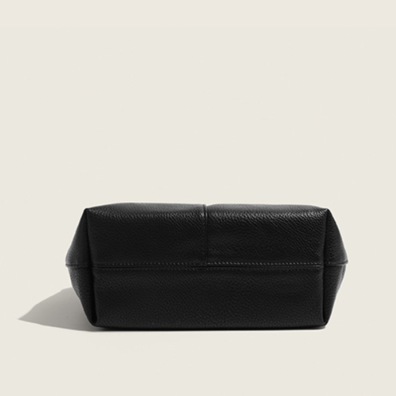 Spring Cloud Dumpling Handbag