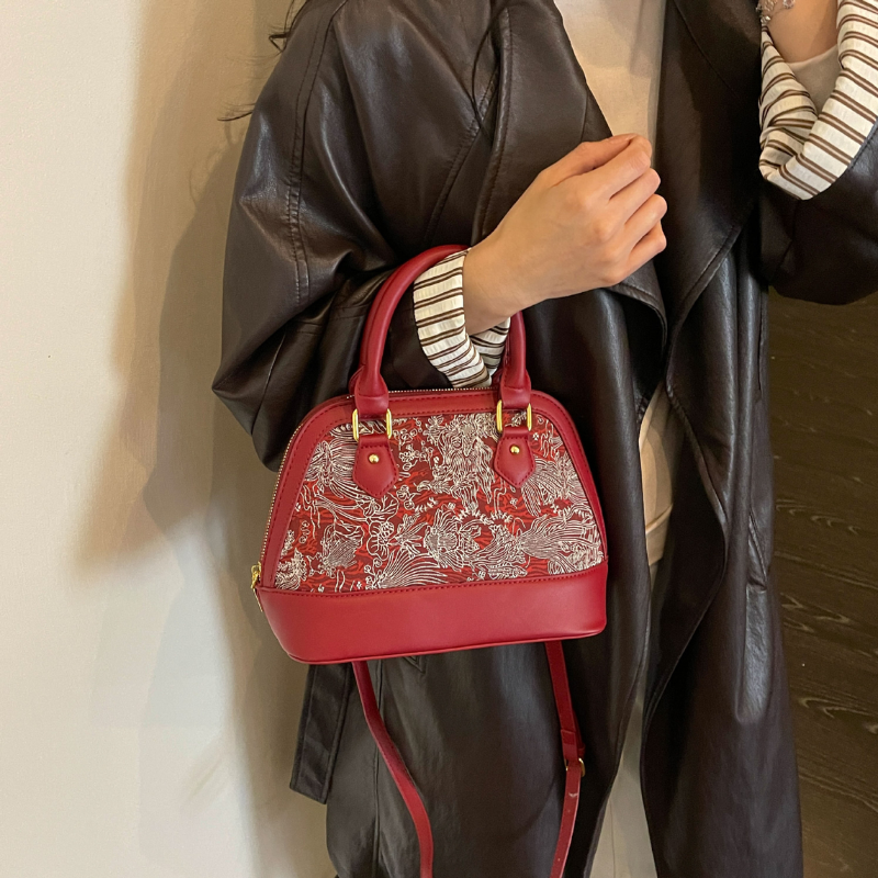 Embroidered Seashell Women’s Handbag