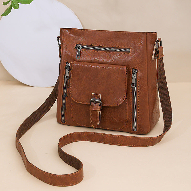 Elara Vintage Shoulder Carryall