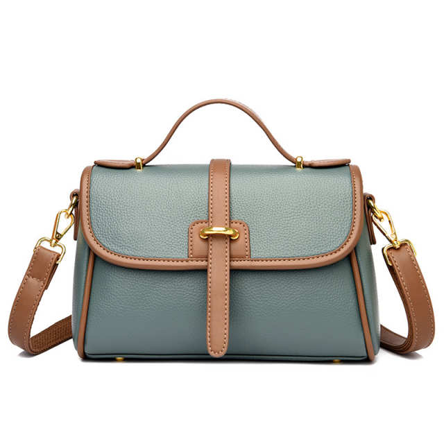 Chic Simplicity Crossbody Bag