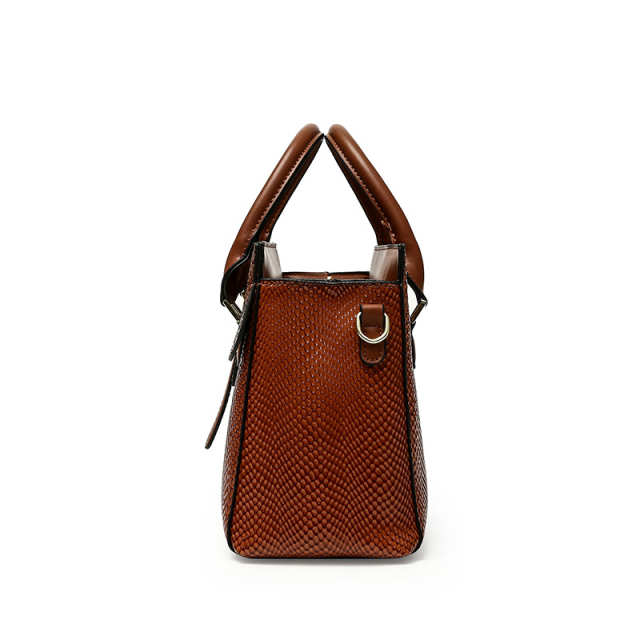 Crocodile Pattern Embossed Large Capacity Handbag