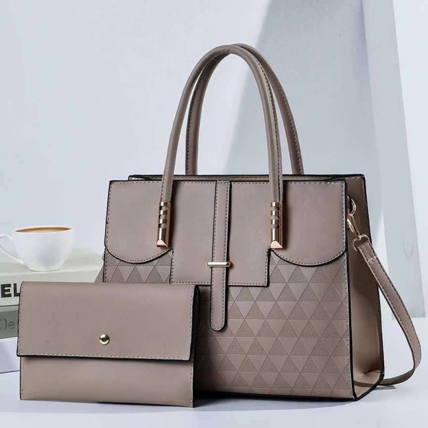 Elegance Tote Bag