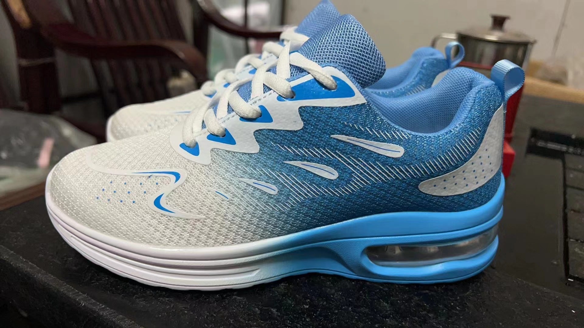 Women's Mesh Fashion Casual Runner Shoes