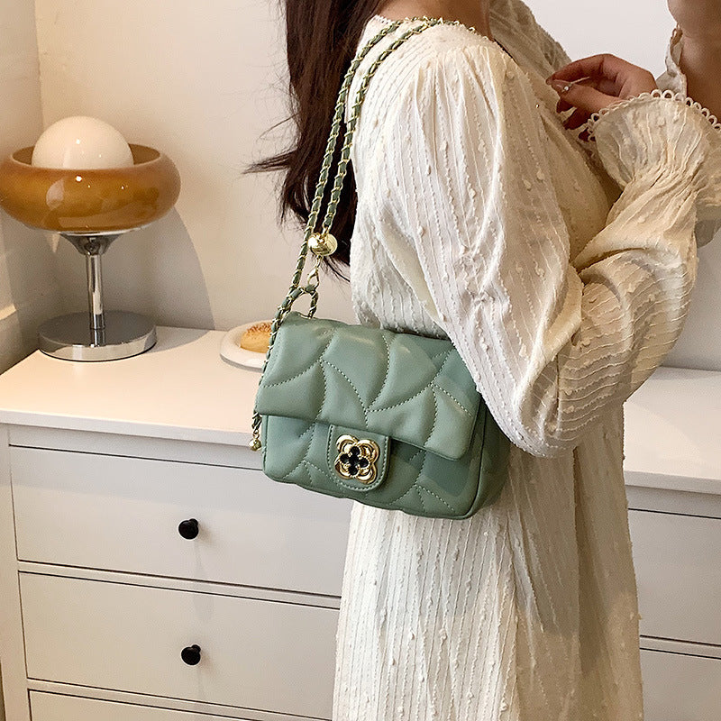 Summer Luxe Versatile Shoulder Bag
