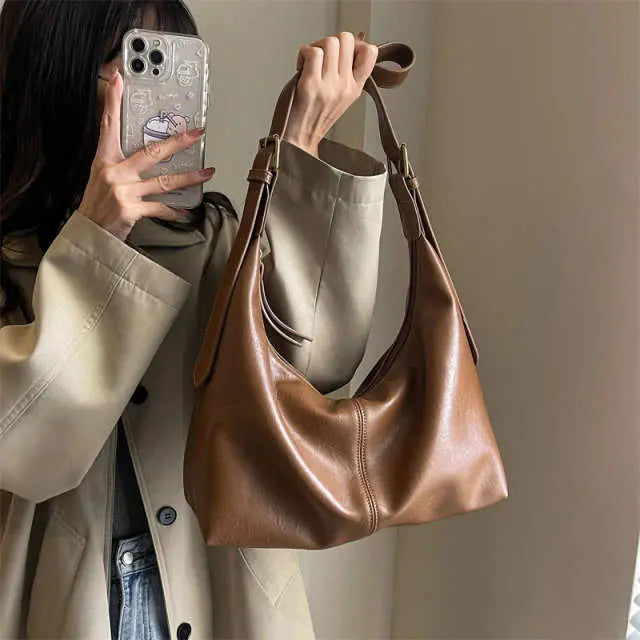 Luxe Max Messenger Shoulder Bag