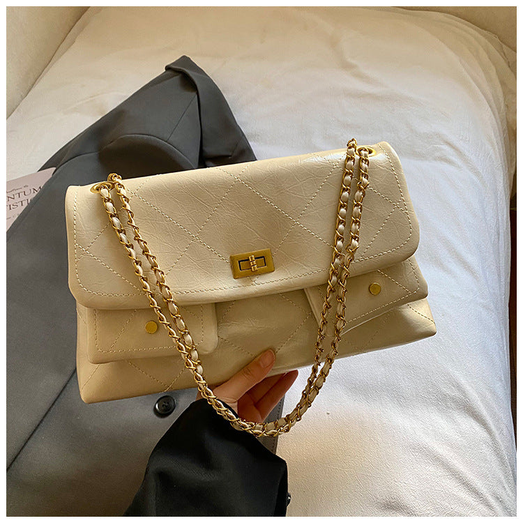 Quilted Chain Women’s Hobo Shoulder Bag
