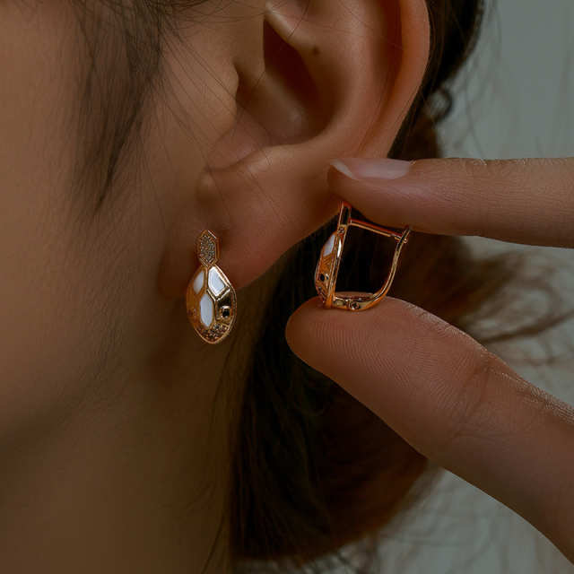 Luxury Turtle Design Niche Earrings