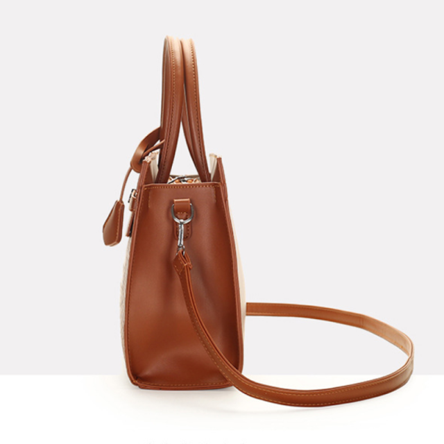 Elegant Everyday Leather Handbag