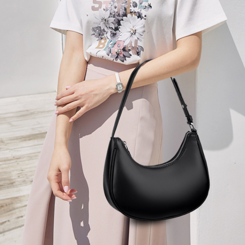 Paris Niche Shoulder Bag