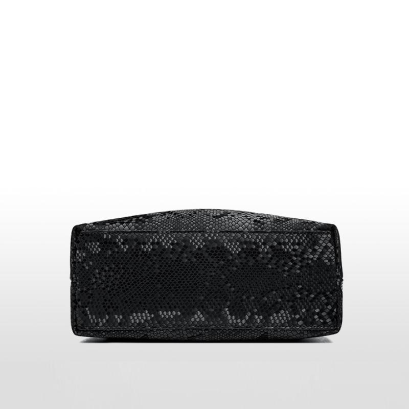 Sophisticated Large Capacity Handbag